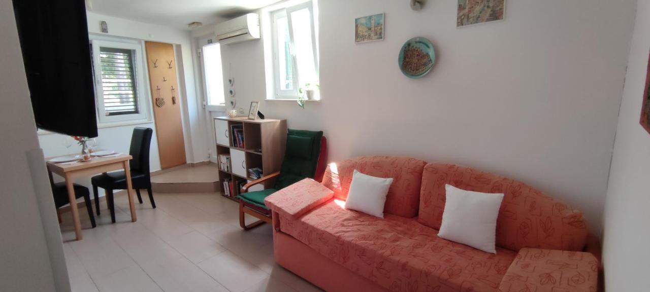Apartment "Orangina" Sea - Nature - Relax - Ideal For Couples Dubrovnik Bagian luar foto